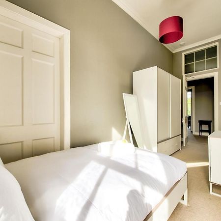 Joivy Bright & Spacious Apt In Stockbridge เอดินบะระ ภายนอก รูปภาพ